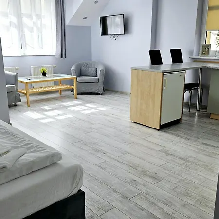 Pod Debem Kolczewo